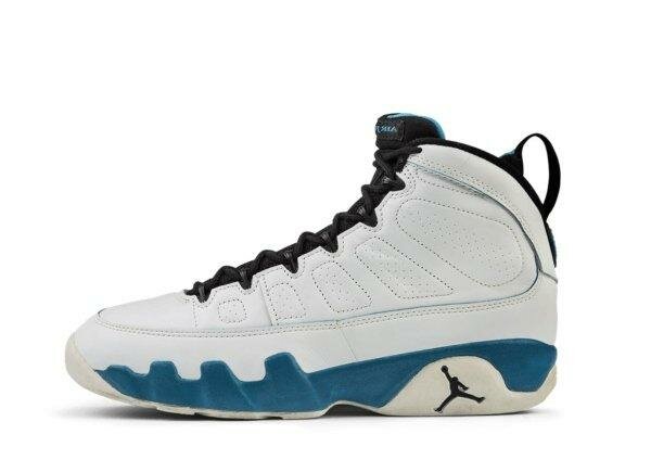 Air Jordan 9