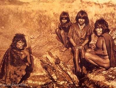 Huarpes, Puelches y Pehuenches.