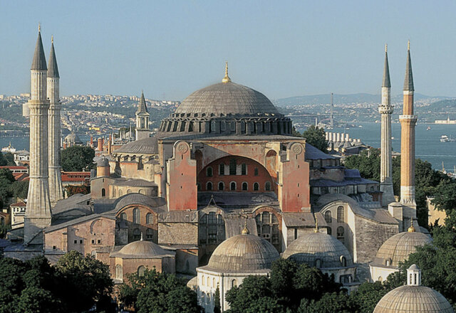 Anthemius of Tralles and Isidorus of Miletus