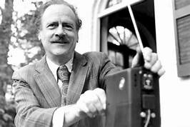 Marshall McLuhan (1911 - 1980)