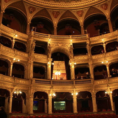 Timeline: AZ OPERA KIALAKULÁSA ÉS A BAROKK OPERA