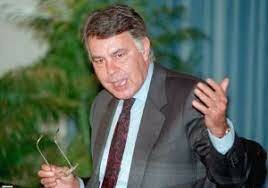 Segunda legislatura de Felipe González con mayoría absoluta (22/junio)