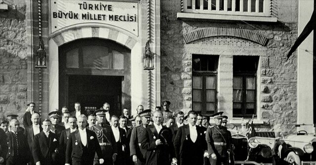 TBMM' NİN AÇILIŞI