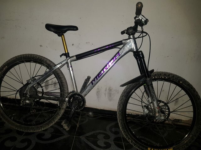 Me compre una bicicleta con mi dinero