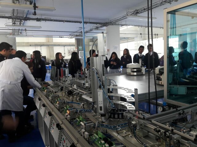 Presentación en el SENA