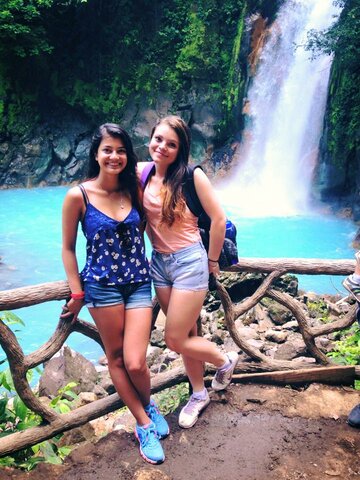 Visita a Río Celeste