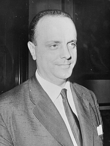 Manuel Fraga Iribarne (Biografía)