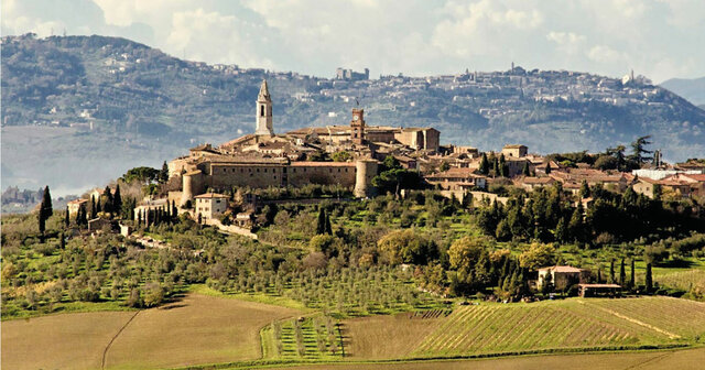Ville de Pienza - début de remaniement