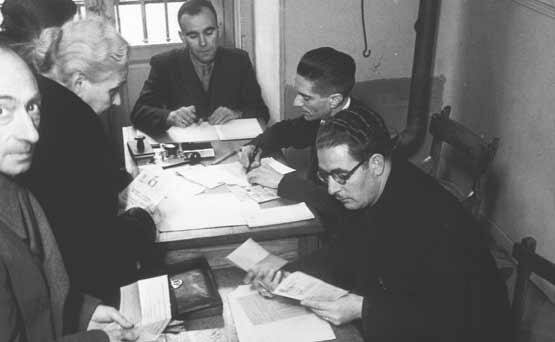 .Imposición del racionamiento.