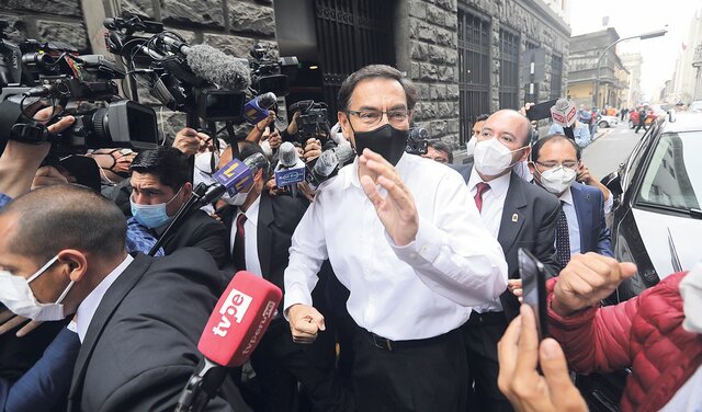 Impedimento de salida del país para Vizcarra.