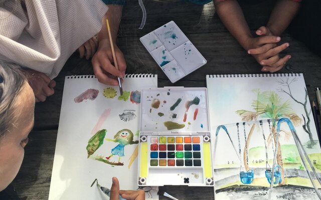 ganador de un concurso de dibujo