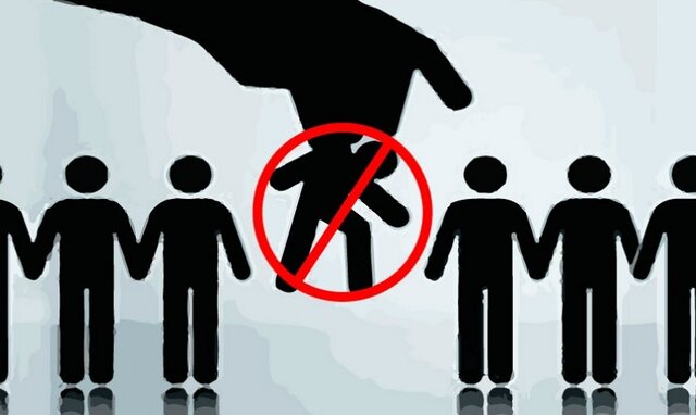 Escribo un informe sobre la discriminación