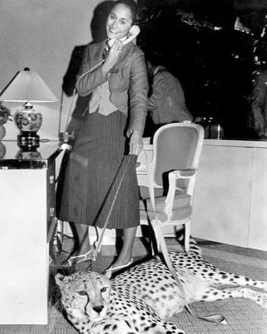 La primera mujer concierge