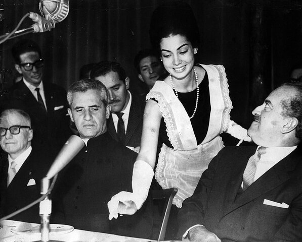 EL BANQUETE DEL MILLON