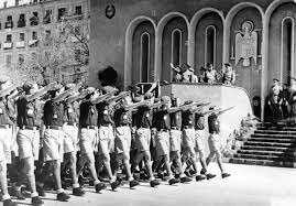 Primeras reformas del adoctrinamiento