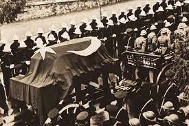 Mustafa Kemal Atatürk'ün Aramızdan Ayrılışı