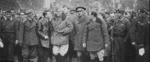 Las tropas franquistas lanzan una ofensiva contra Cataluña.