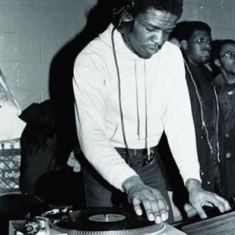 DJ Grand Wizard Theodore invents the record scratch.