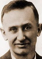 Cessna Founds Aviation Company.