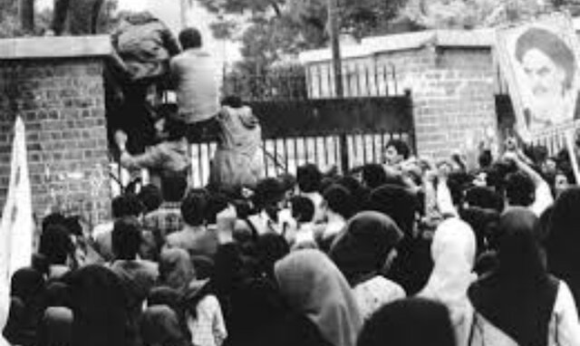 Fifty-two American hostages held in Iran released