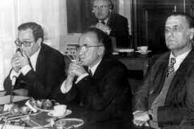 Creación de la Junta Democrática