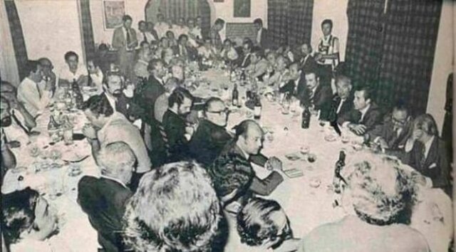 Creación de la Plataforma de Convergencia Democrática.