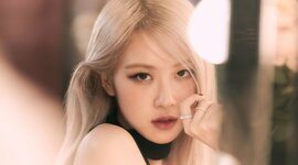 Timeline: ROSÉ