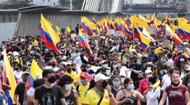 Timeline: PORTADA DE LAS MANIFESTACIONES PARO2021-Angely Paola Cruz