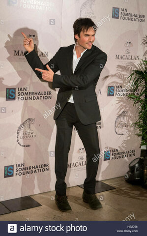 Anuncia "Ian Somerhalder Foundation".