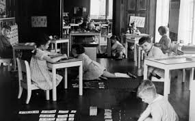 María Montessori abre la primera casa de niños