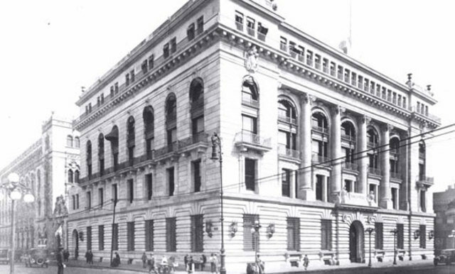 Inicia la banca en México