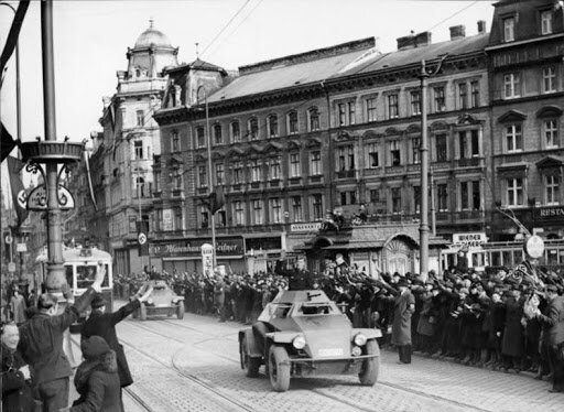 Alemaniako tropek Austria inbaditu
