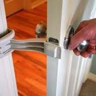 Timeline: Door Openor