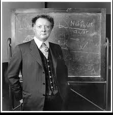 Tullio Regge  El Universo que conocemos es el único que existe?