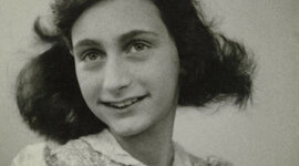 Timeline: Ana Frank (1929-1945)