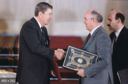 Reagan visits Soviet Union (1988)