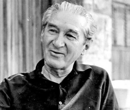 Повратак у Југославију