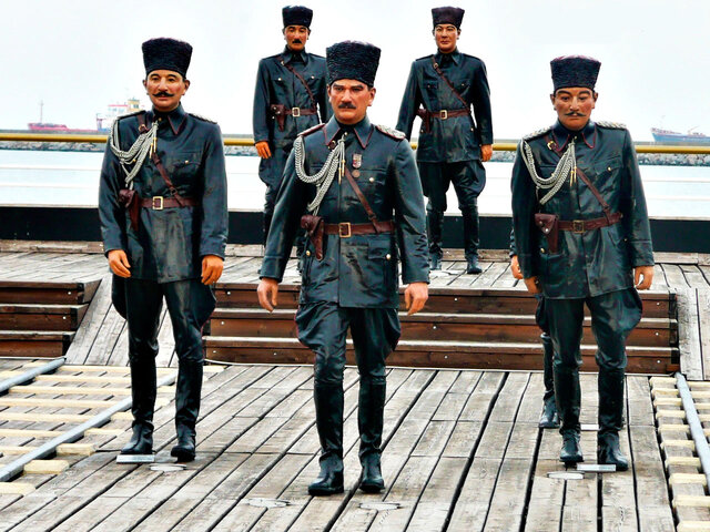 1919 Mayıs 19: Mustafa Kemal, Samsun’a çıktı.