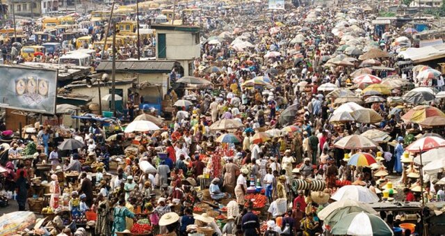 La población mundial supera los 6000 millones