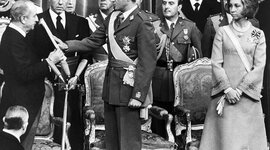 Timeline: El proceso de transición a la democracia y la Constitución de 1978 y Los gobiernos democráticos