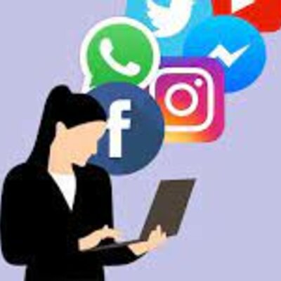 Timeline: Redes Sociales