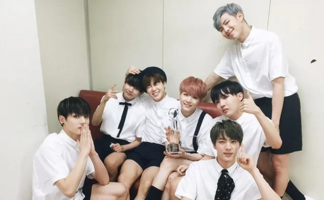 BTS gana su primer premio