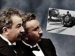 Primera transmisión de cine