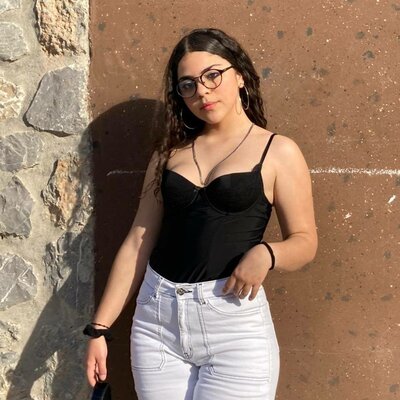 Timeline: 256 ASTRID YULIANA CLARKE RODRIGUEZ