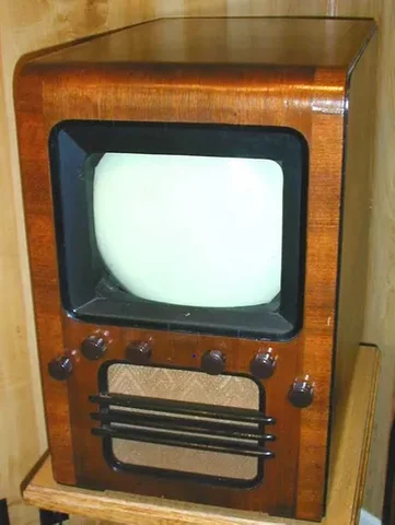 EVOLUCIÓN DE LA TELEVISIÓN