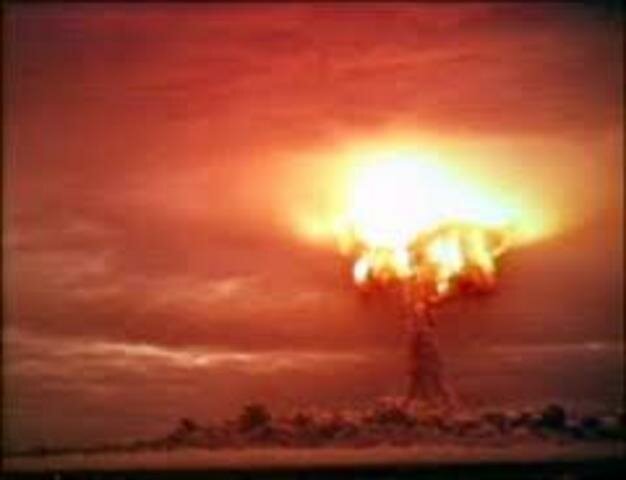 Soviet Union Develops H-bomb
