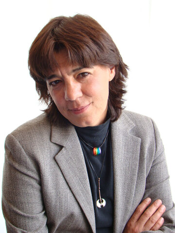 primera diputada federal lesbiana de México.