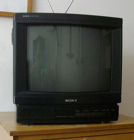 La primera tv que tuve en mi habitación