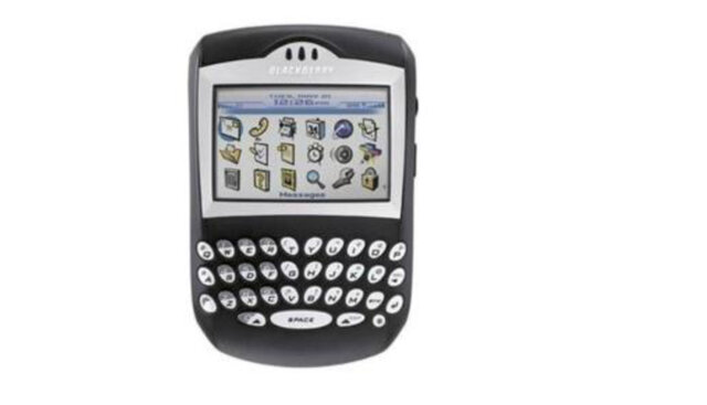 SE CREO EL PRIMER BLACKBERRY