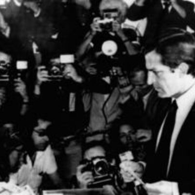 Timeline: El proceso de transición a la democracia y la Constitución de 1978